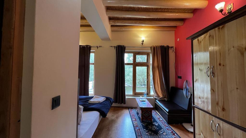 Hidden Leaf Homestay Лех Номер фото